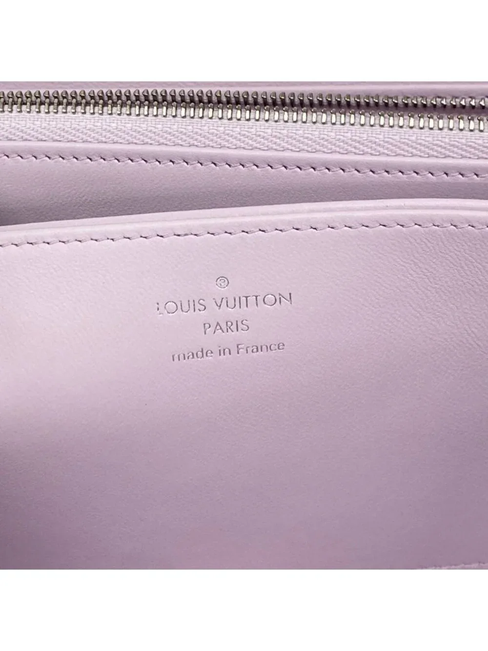 Louis Vuitton Wallet Mahina Zippy Blanc